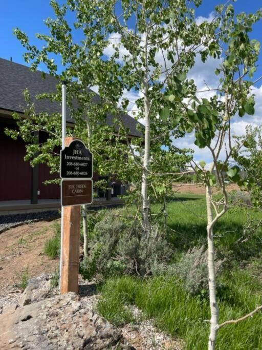 3505 Joseph Dr Cabin With Breathtaking Views, 30 Miles To Yellowstone Island Park Exterior photo