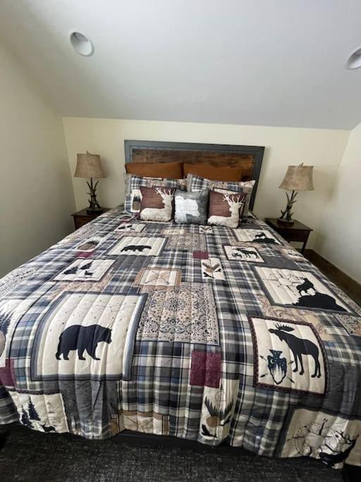 3505 Joseph Dr Cabin With Breathtaking Views, 30 Miles To Yellowstone Island Park Exterior photo
